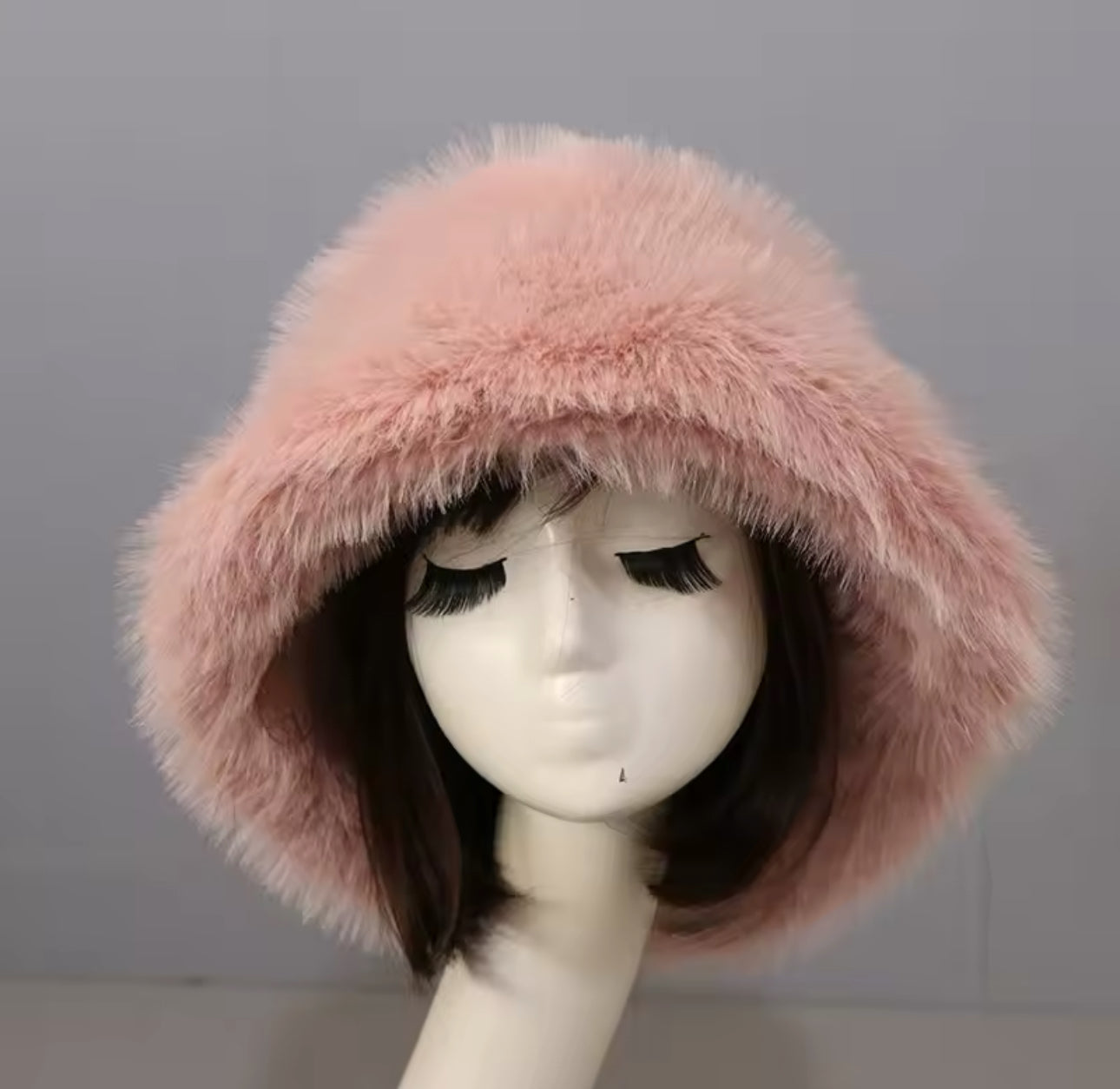 Oversized Faux Fur Bucket Hat
